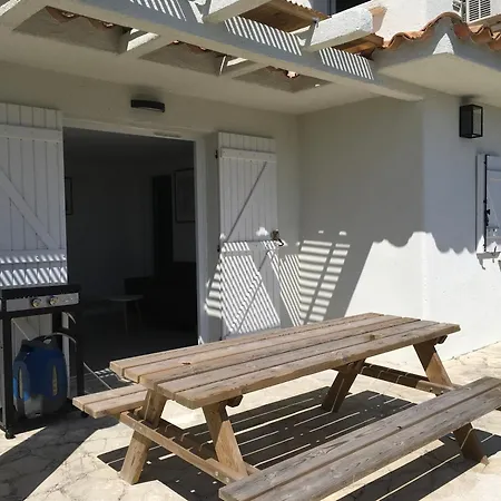 Marina Di Fiori By Intendance Excellency Apartmán